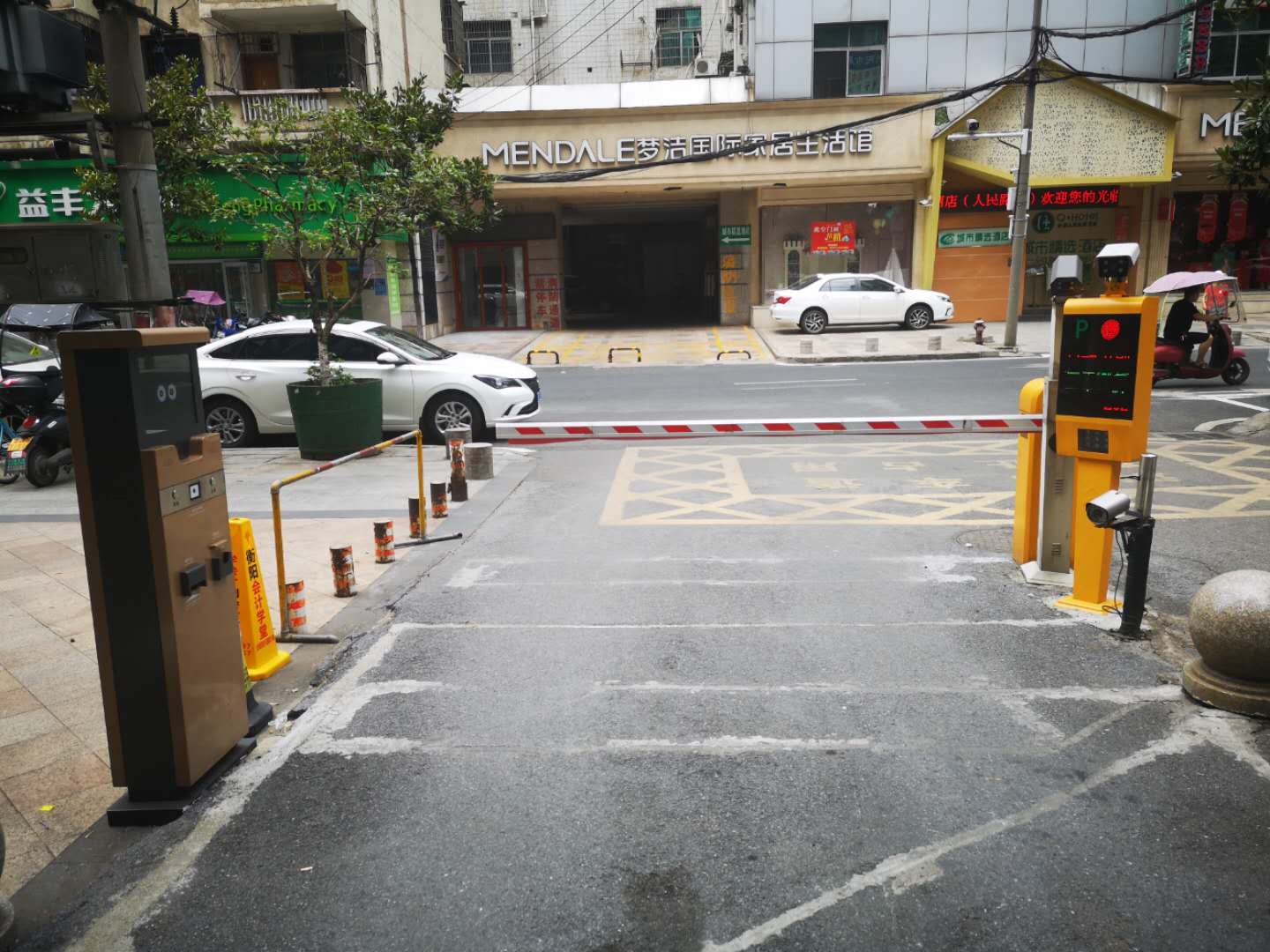 衡阳美达新天地车牌识别系统